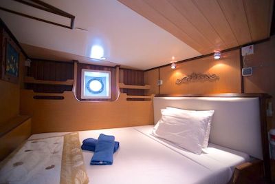 raja-ampat-explorer-2